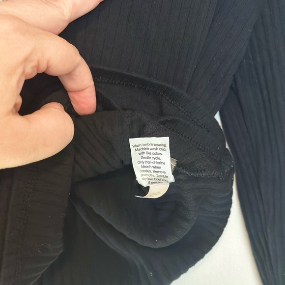 SO Sonoma Goods For Life Long Sleeve Cropped Wrap Top Black Women Juniors Size L - Picture 5 of 7